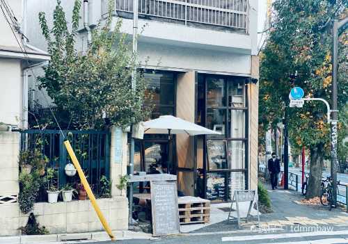 YELLOW CAFE