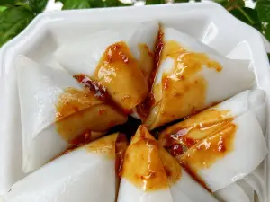 阿偉油茶小食苑