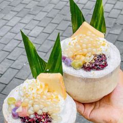 八两臭豆腐肥肠火锅(唐宫路店) 여행 사진