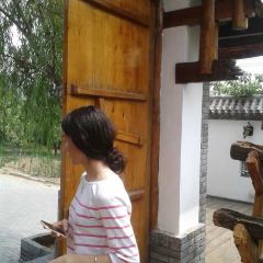MAN LI JIANG TING YUAN XIU XIAN CAN TING XI SHAN REN GU DIAN User Photo