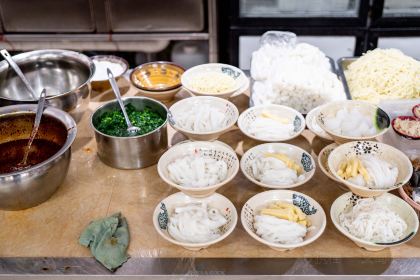 板桥陈记老燕凉卷粉