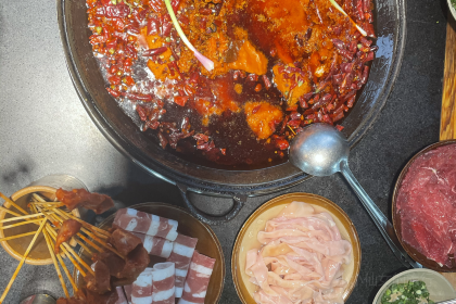 洋马儿火锅(磁器口店)