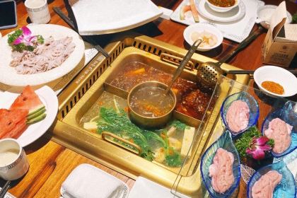 红壹方毛肚火锅(化工路分店)