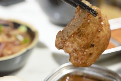 酒拾烤肉(逸臣中央店)