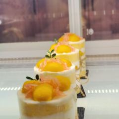 肆季·春(拉微公园店) User Photo