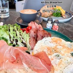 SP_CE cafe&lounge User Photo