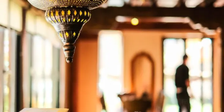 那木薩復古餐吧