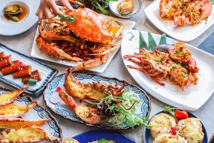 极上萬膳·自助放題(来福士江景店)