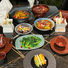 梓芳庭川菜·甜鵲夢莊園張用戶圖片