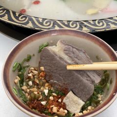 贡椒鱼野菌牦牛杂汤锅川菜(理塘店) User Photo