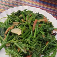 鹤庆黑山羊火锅·小铜罗锅饭 User Photo