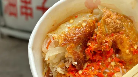 邹家炸串(三中店) in เหอฉี