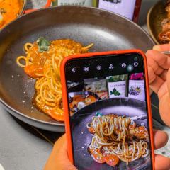 芭莉与彩虹西餐厅(成都合生汇店) User Photo