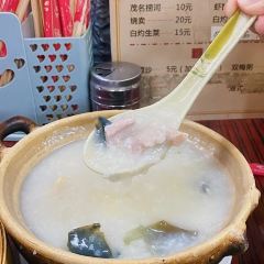 威仔猪杂粥(富城店) User Photo