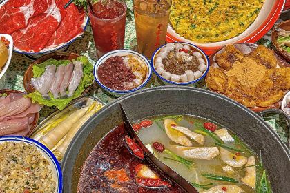 鴻姐老火鍋（鵬欣麗都店）