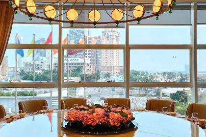 HIP SENG SEAFOOD & BEEF HOT POT