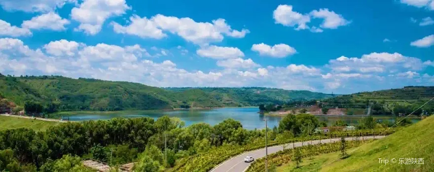 Lingaohu Tourism Sceneic Area