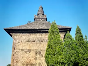 Xiuding Pagoda