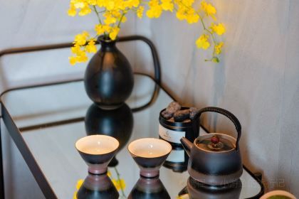 半月山温泉酒店二楼中餐厅