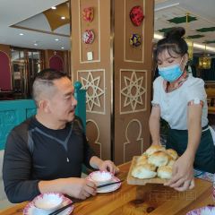 禾田烤包子(独山子店) User Photo