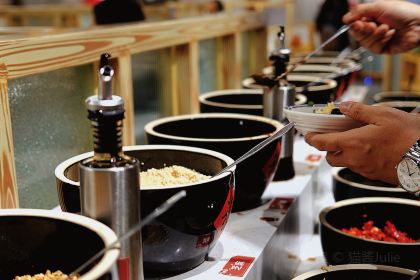 卤校长重庆火锅(万达店)