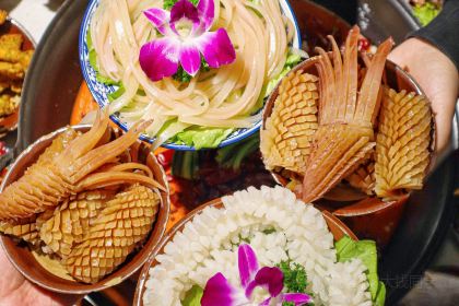 年白老火锅(铜元道店)