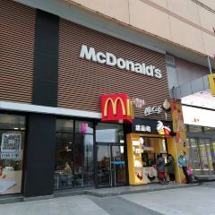 McDonald's (weiduoliguojiguangchang) User Photo