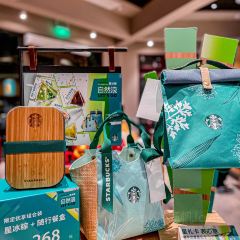 星巴克(丽水青田临江东路店) 여행 사진