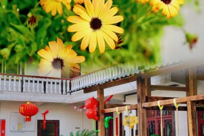 菌小妹庭院私廚