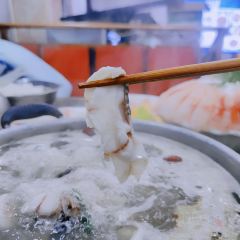 红翻天美食城 User Photo