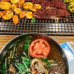 YING AI KAO ROU User Photo