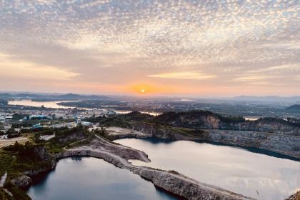 花果山姚姚土窯雞場