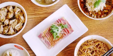 冶春茶社(御馬頭店)