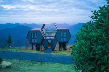 五峰独岭云顶酒店·木屋餐厅