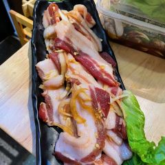 山洞里烤肉(金鹰店) User Photo
