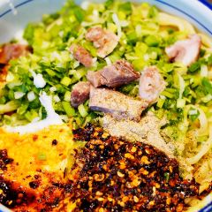 Zhongguolanzhoubentuqing Soup Beef Noodles 여행 사진