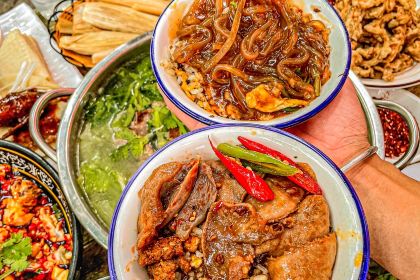 Wei Xiao Boiled Chicken Bobo Chicken