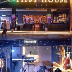 TIPSY HOUSE 여행 사진