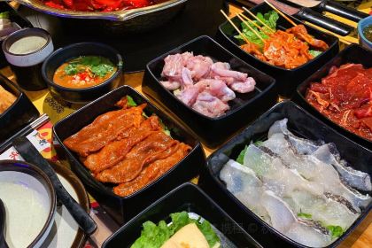 蜀小火集市火锅(宝龙店)