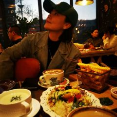 黎弯德咖啡厅(新华南路店) User Photo