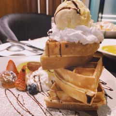 June六月荷(红枫苑店) User Photo