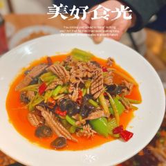 聚友香鱼庄·贤南川菜馆 User Photo