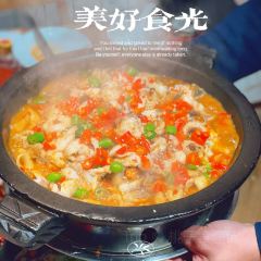 聚友香鱼庄·贤南川菜馆 User Photo