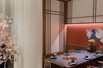 花时·炭火烧肉(东百元洪城店)