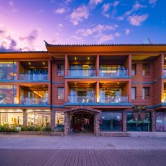 三色云河(泸沽湖大落水店) User Photo