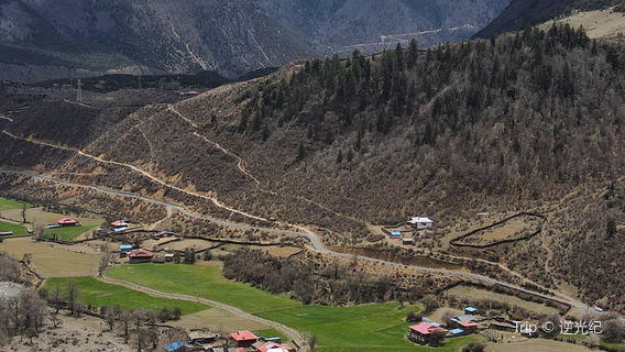 Deji Village Scenic Area