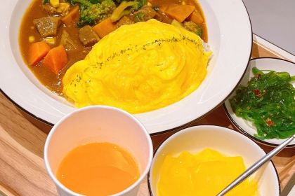 池奈·日式咖喱蛋包飯（華貿天地店）