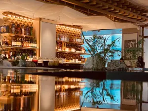 THE SYNC LOUNGE