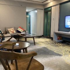莽山天台山美食 User Photo