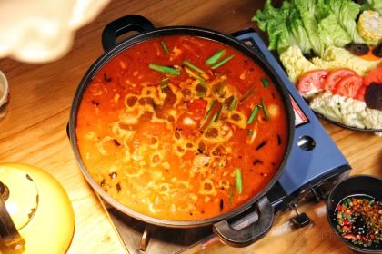 Jinhuashiliyinyuecanba